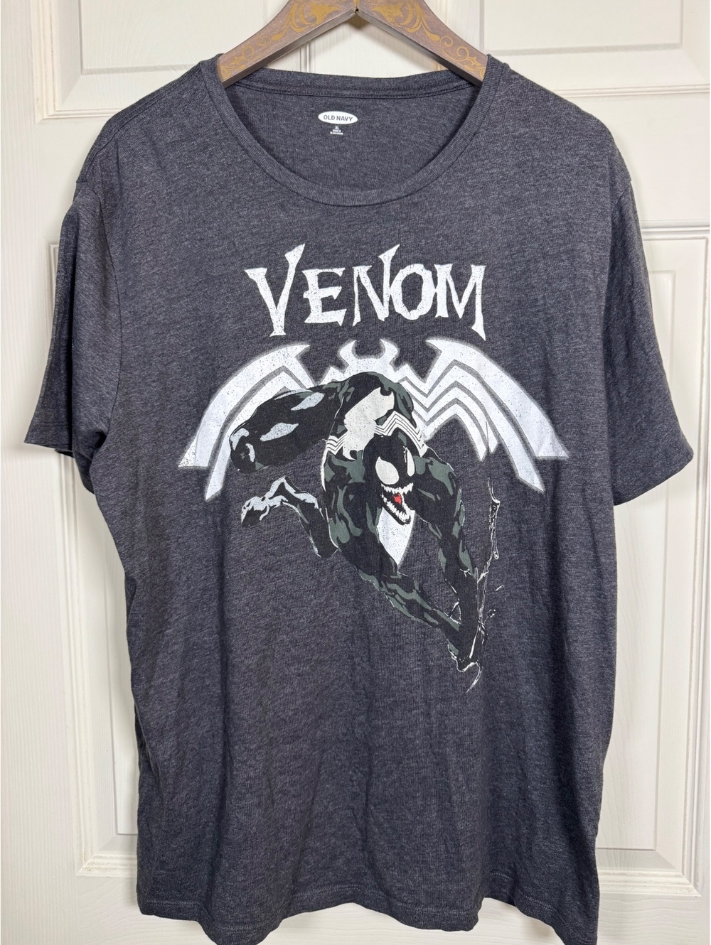 Old Navy XL Venom Graphic T-Shirt